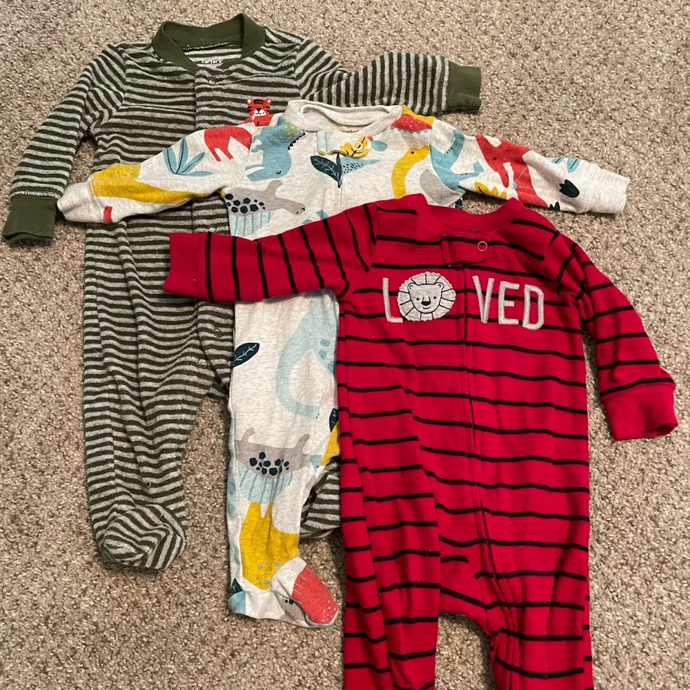 Bundle of 3 footed, long sleeve pajamas. All size 3 months.